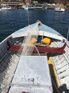 Boat clinker hull 18 FT long