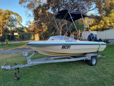 Pride Runabout Boat & Trailer with 85HP Mercury Outboard