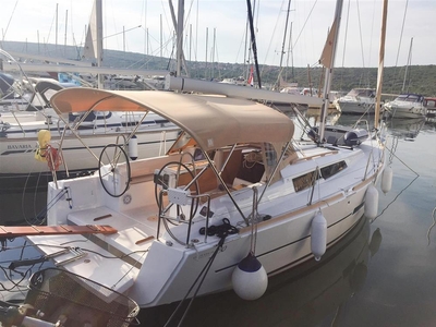 Dufour 350 Grand Large (2016) for sale