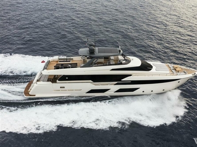 Ferretti Yachts 920 (2018) for sale