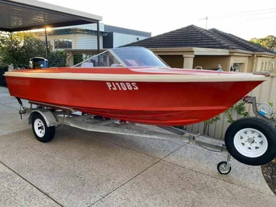 Haines Hunter 17R Runabout (refurbished, refitted)