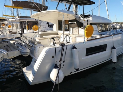Lagoon 40 (2018) for sale