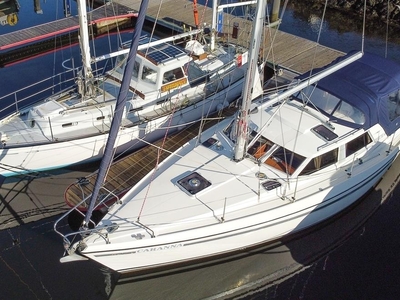 Moody Eclipse 33 (1989) for sale