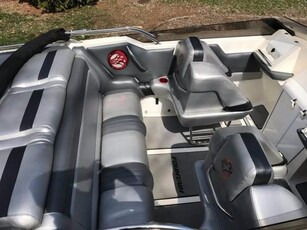 2000 Fountain Fever powerboat for sale in North Carolina