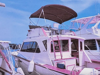 1974 Egg Harbor 38' Sportfisher Yacht - Twin Crusader 6.0 V8 Engines