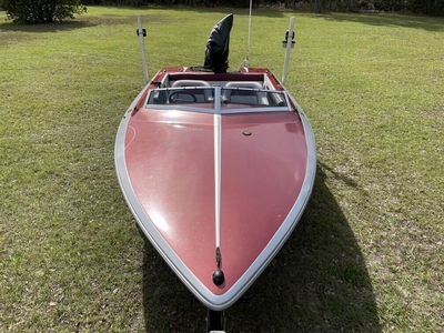 Checkmate Speedboat 16ft Ski Boat 1979 With 140 HP Mercury Vintage Classic