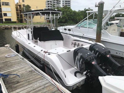 2001 Pro-Line 30 Sport powerboat for sale in Florida