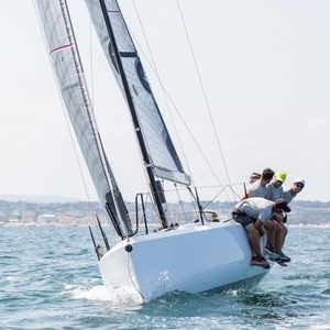 Racing sailboat - 915 - Corsa 915 by LIFE YACHTS - open / with bowsprit