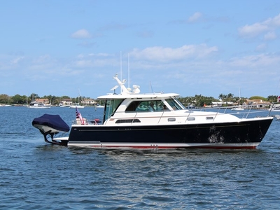 Florida, SABRE YACHTS, Cruising Yacht