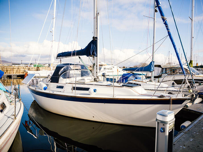 For Sale: Westerly Seahawk 35 Fin Keel Built 1989