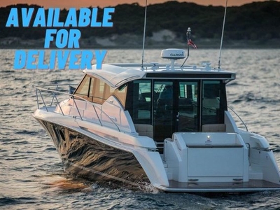 2020 Tiara Yachts 39 Coupe