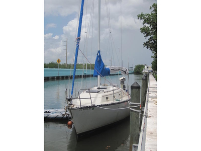 1981 Hunter sloop sailboat for sale in Florida