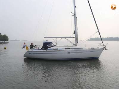 BAVARIA 37 sailing yacht for sale