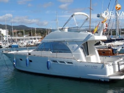 BENETEAU ANTARES 13.80 motor yacht for sale
