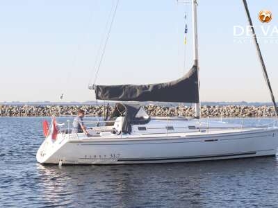 BENETEAU FIRST 31.7 sailing yacht for sale