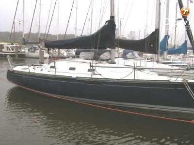 BENETEAU FIRST 31.7 sailing yacht for sale
