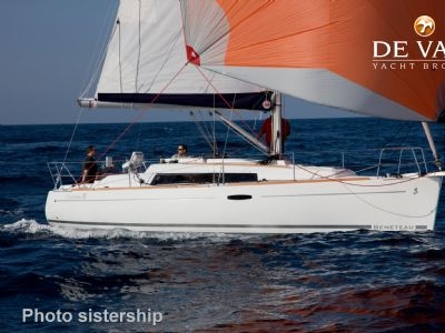 BENETEAU OCEANIS 31 sailing yacht for sale