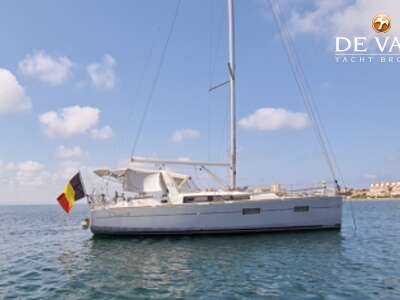 BENETEAU OCEANIS 38 WEEKENDER sailing yacht for sale