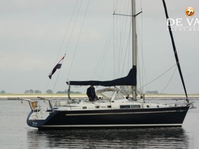 BENETEAU OCEANIS 44 CC sailing yacht for sale