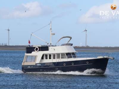 BENETEAU SWIFT TRAWLER 42 motor yacht for sale