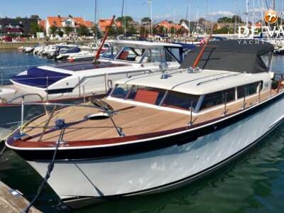 CHRIS-CRAFT ROAMER EXPRESS DELUXE motor yacht for sale