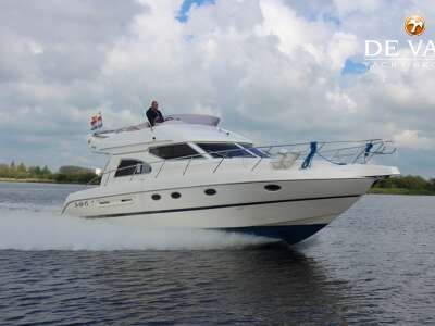 CRANCHI ATLANTIQUE 40 motor yacht for sale