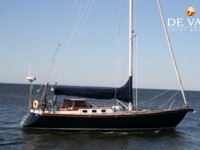 CUSTOM BUILT SLOOP sailing yacht for sale