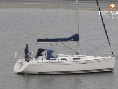 DUFOUR 325 GRAND LARGE sailing yacht for sale