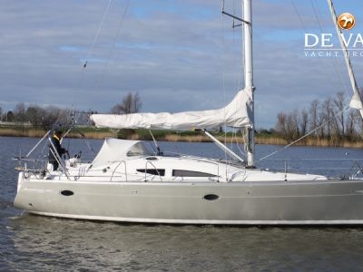 ELAN IMPRESSION 384 sailing yacht for sale