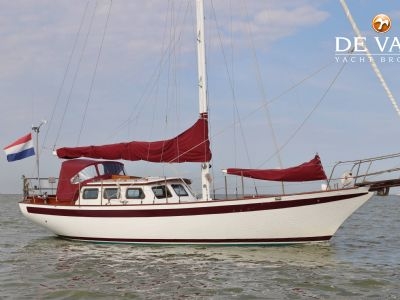 ENDURANCE 35 sailing yacht for sale