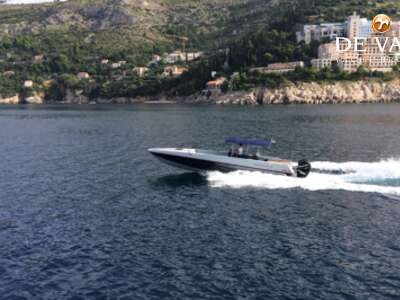 FABIO BUZZI 38 motor yacht for sale