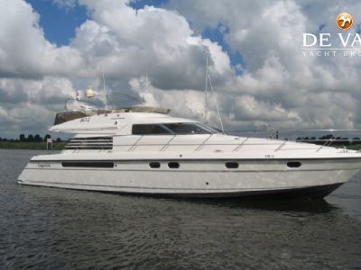 FAIRLINE SQUADRON 56 motor yacht for sale