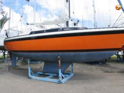 FRIENDSHIP 28 sailing yacht for sale