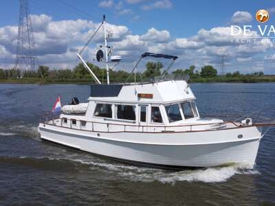 GRAND BANKS 42 CLASSIC motor yacht for sale