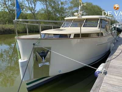 GREENLINE 33 HYBRID motor yacht for sale