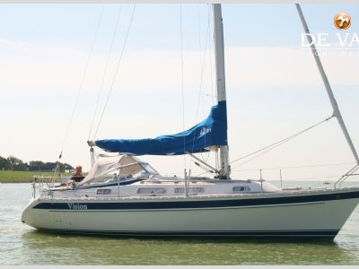 HALLBERG RASSY 31 sailing yacht for sale