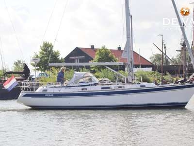 HALLBERG RASSY 39 sailing yacht for sale