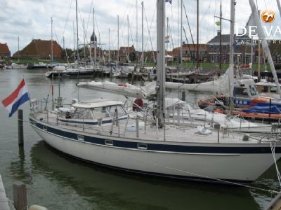 HALLBERG RASSY 42 E sailing yacht for sale