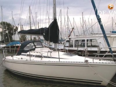 HANSE 300 sailing yacht for sale