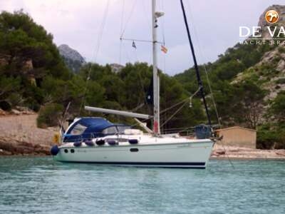 HUNTER LEGEND 380 sailing yacht for sale