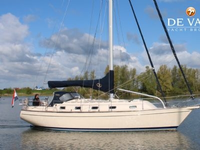 ISLAND PACKET 380 sailing yacht for sale