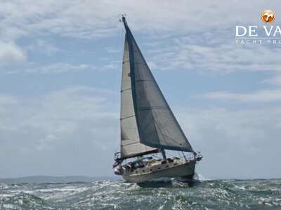 ISLAND PACKET 40 sailing yacht for sale