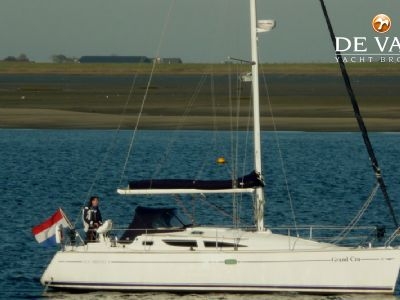 JEANNEAU SUN ODYSSEY 35 sailing yacht for sale