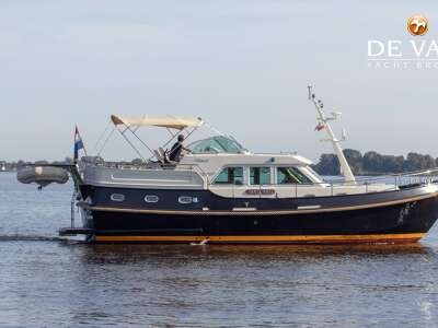 LINSSEN GRAND STURDY 410 AC motor yacht for sale