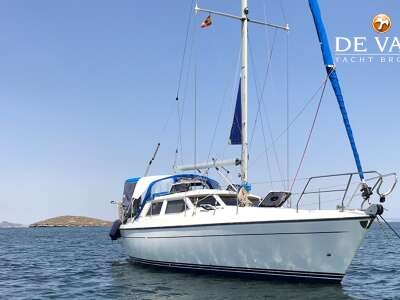 MOODY ECLIPSE 33 sailing yacht for sale