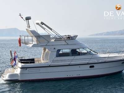 NIMBUS 380 CARISMA motor yacht for sale