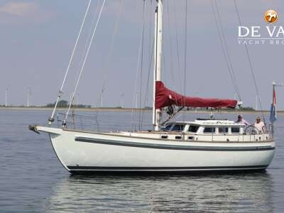PILOTHOUSE CUTTER sailing yacht for sale