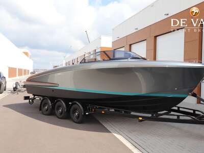 RIVA ISEO motor yacht for sale