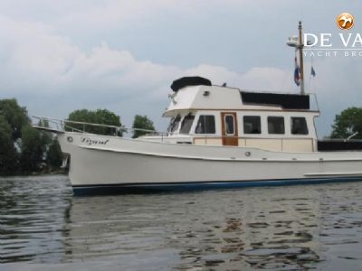 TRAWLER TYPE GRAND BANKS motor yacht for sale