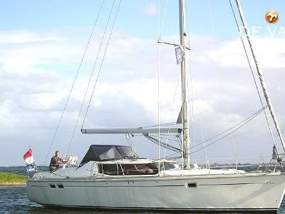 WAUQUIEZ 40 PILOT SALOON sailing yacht for sale